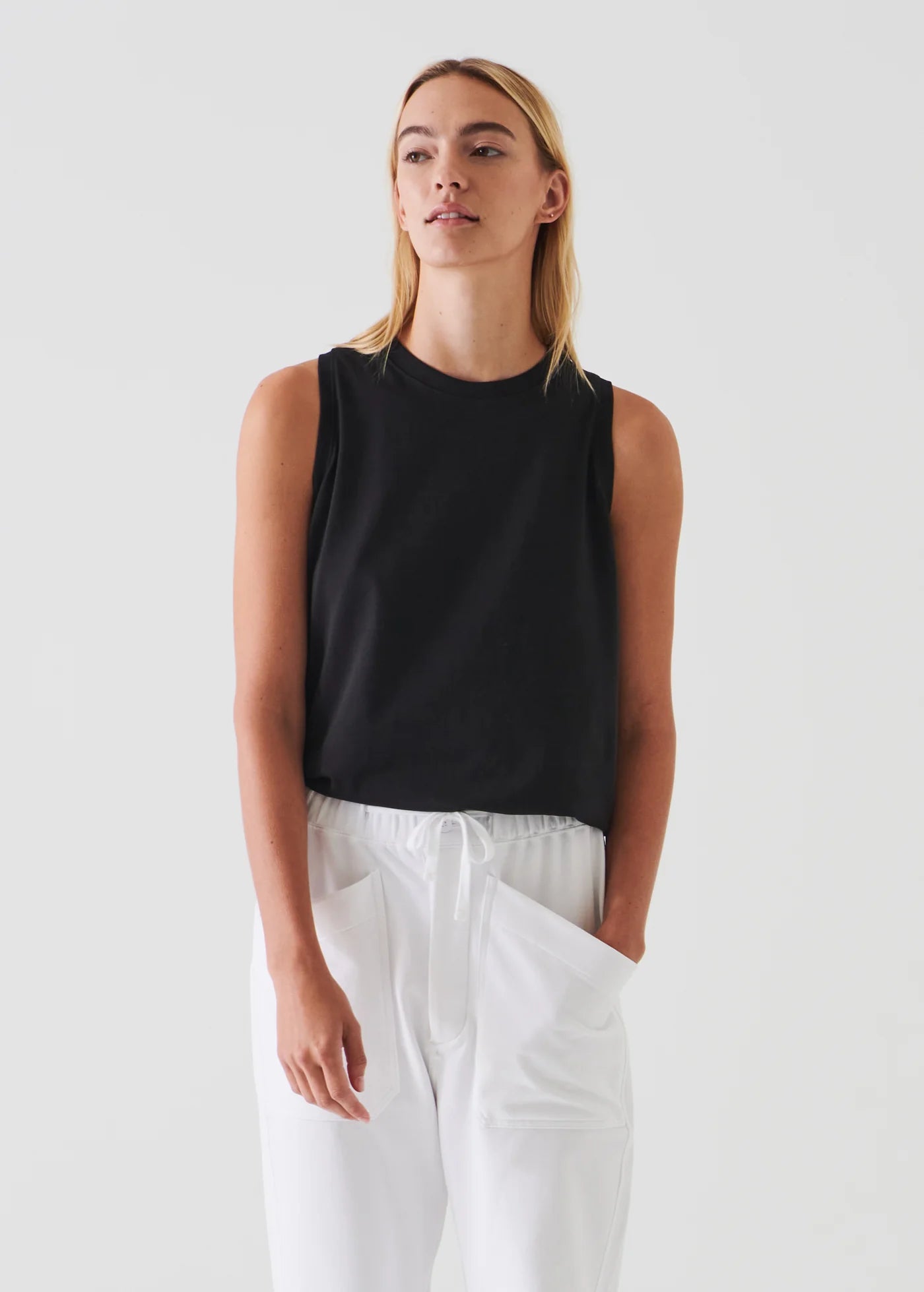 Iconic Boyfriend Tank in Black