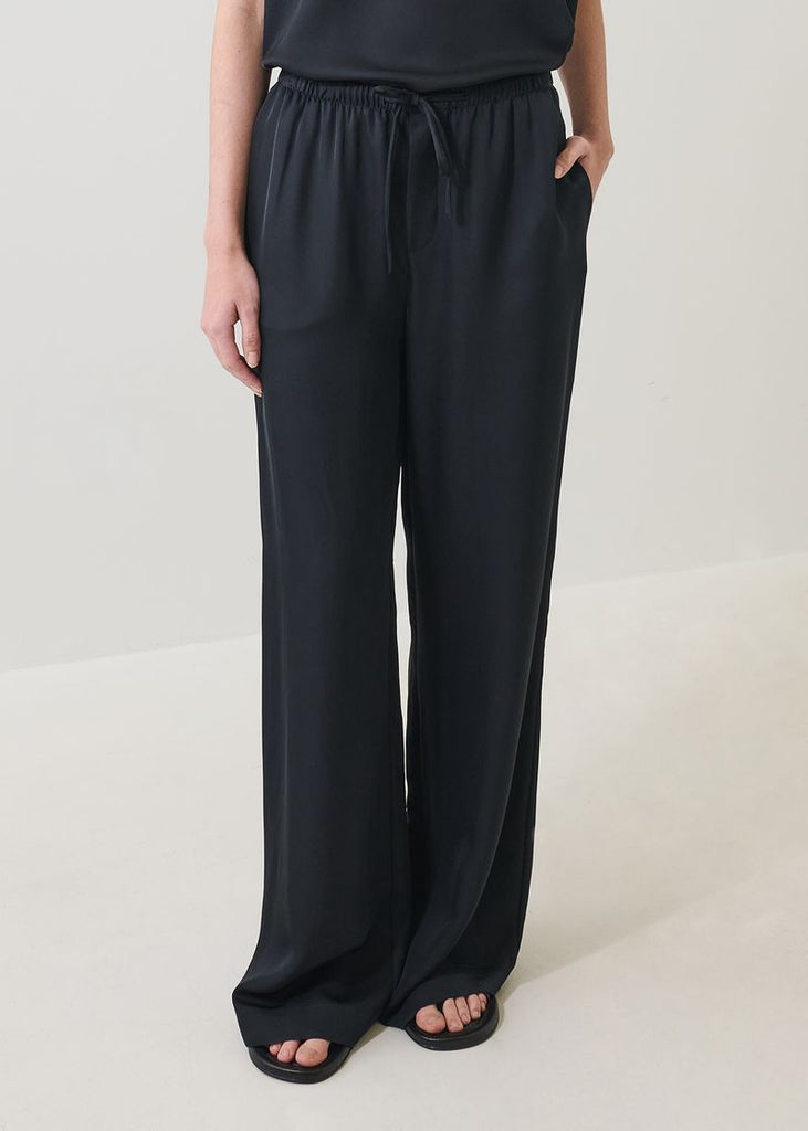 Silk Drawstring Pant in Black