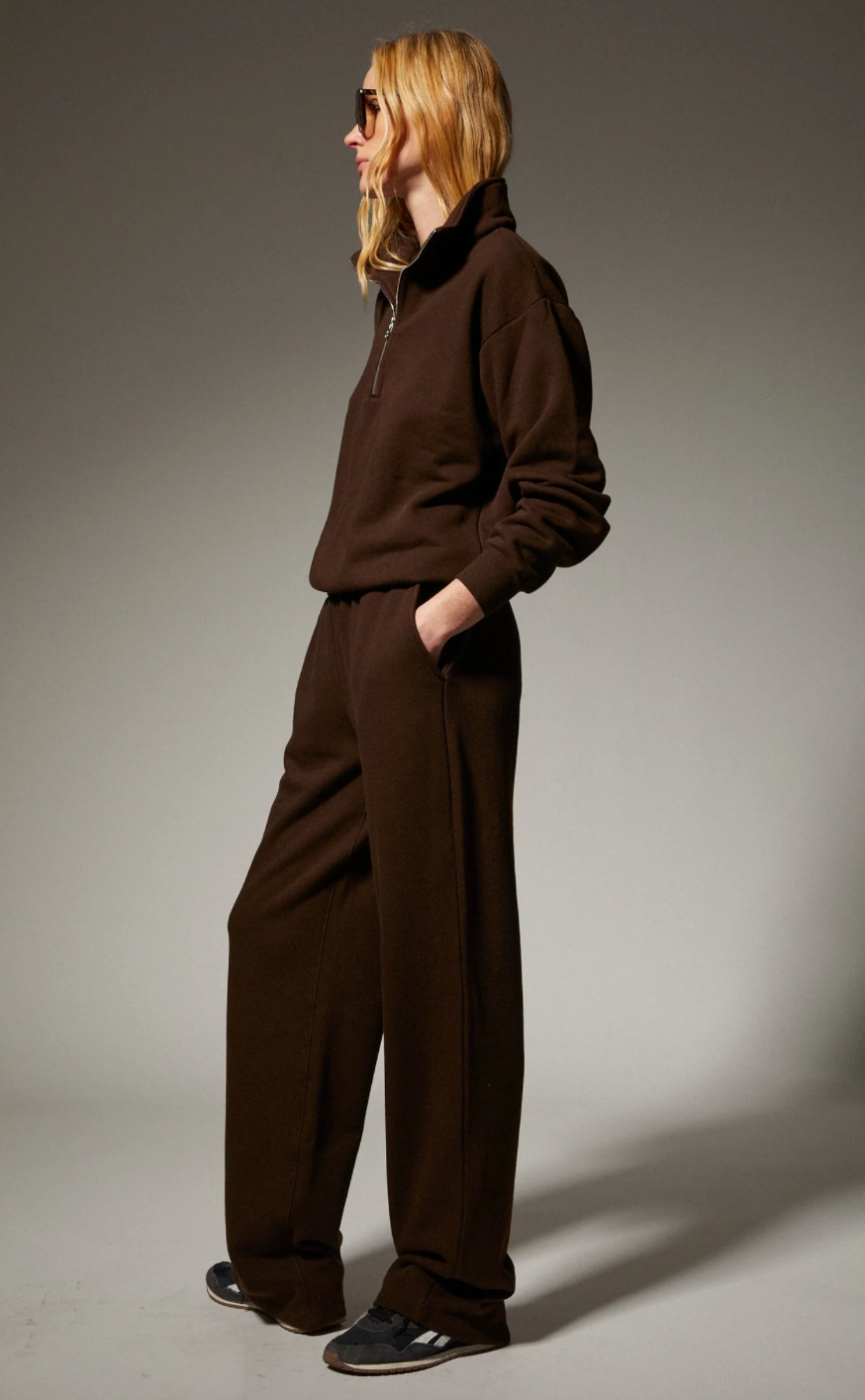 Quarter Zip Sweatshirt in Americano