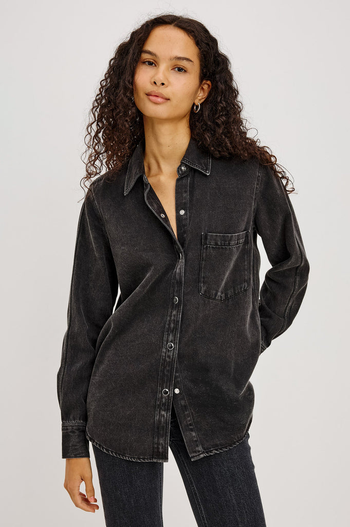 Atticus Shirt in Washed Black