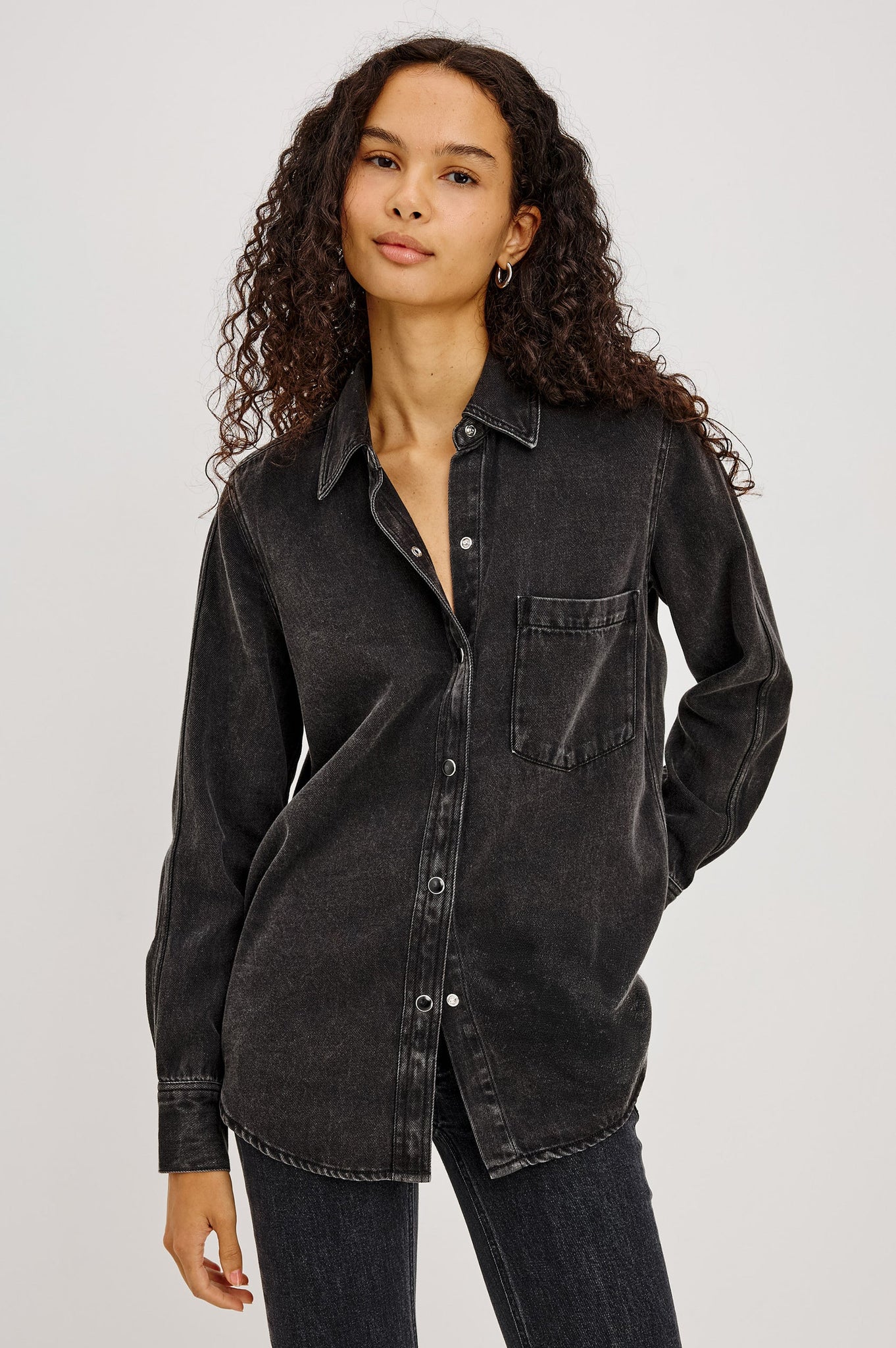 Atticus Shirt in Washed Black