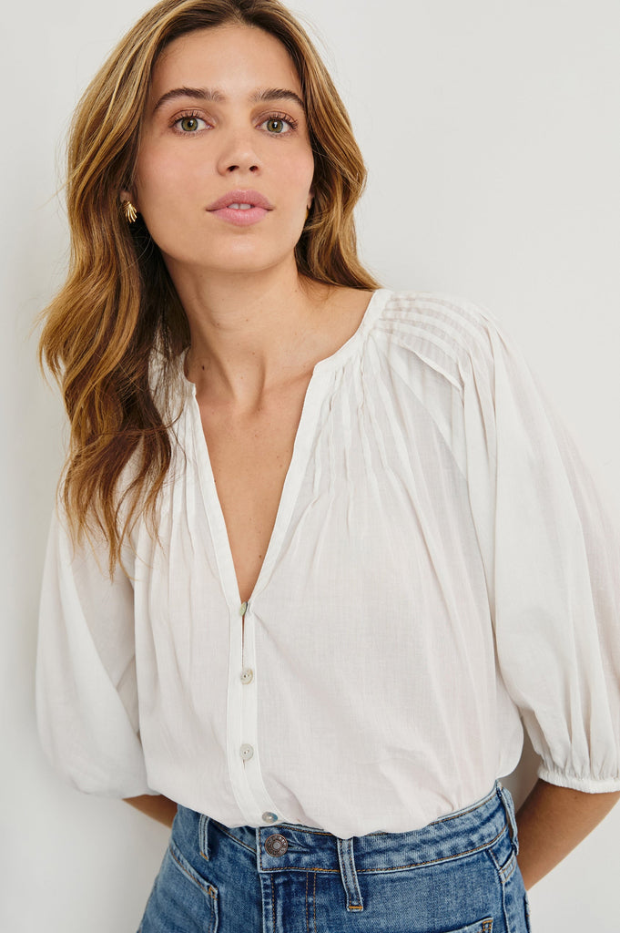 Cassat Top in White