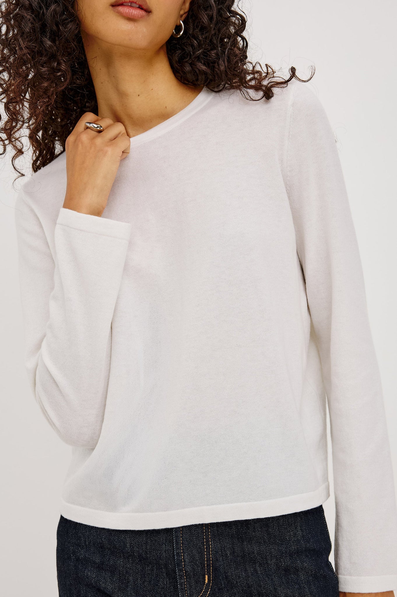 Cotton Cashmere Long Sleeve T-Shirt in White