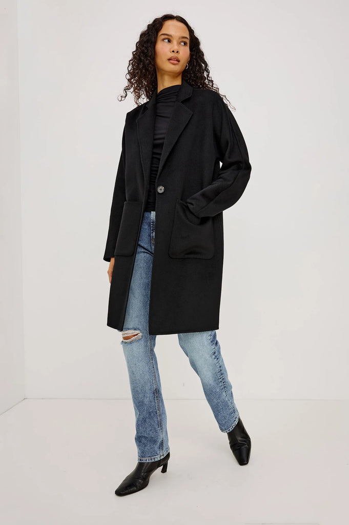 Everest Coat in Black