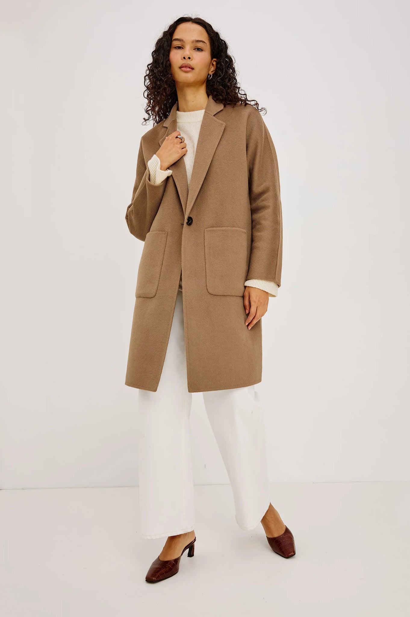 Everest Coat in Camel