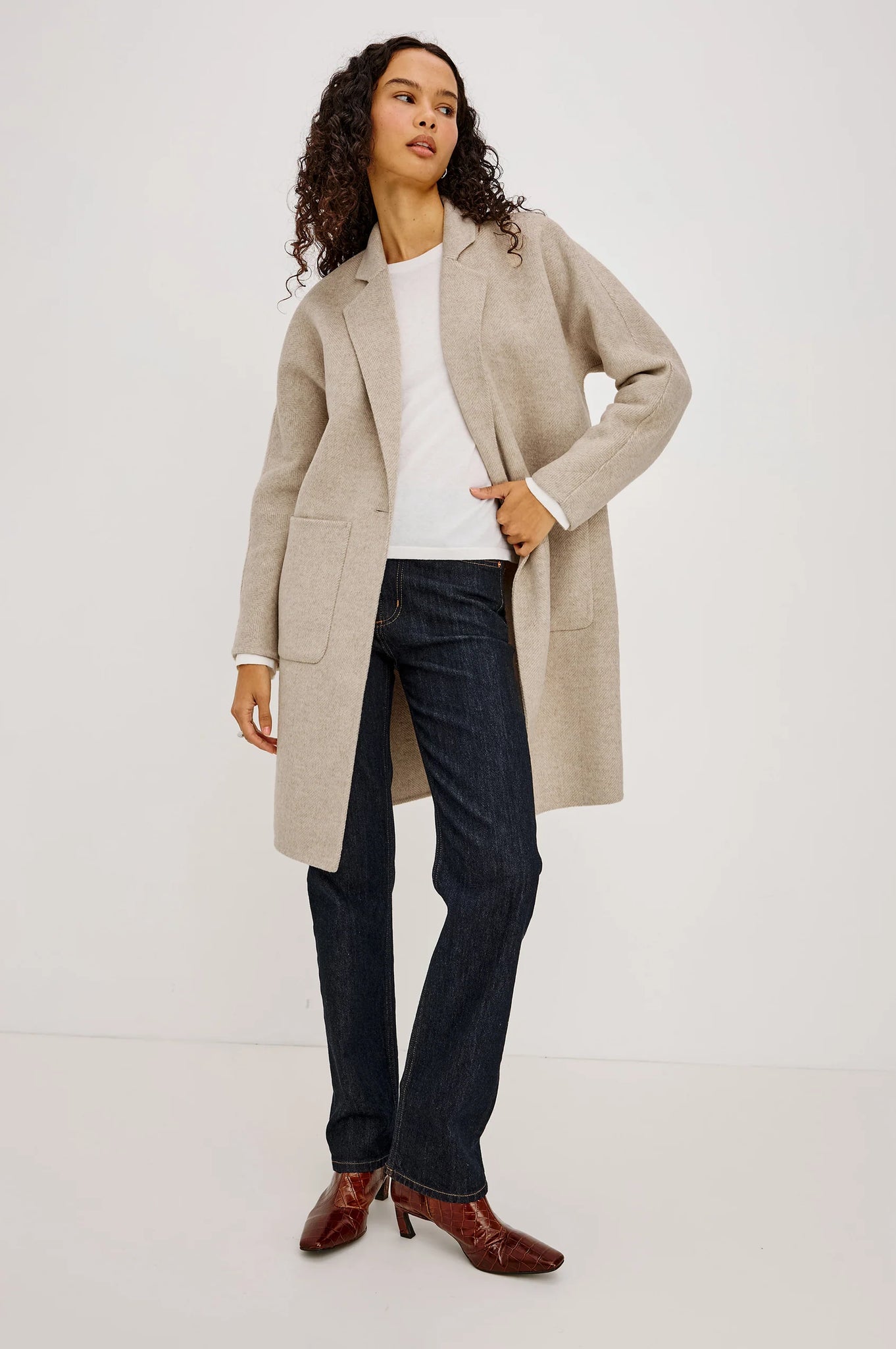 Everest Coat in Oat Herringbone