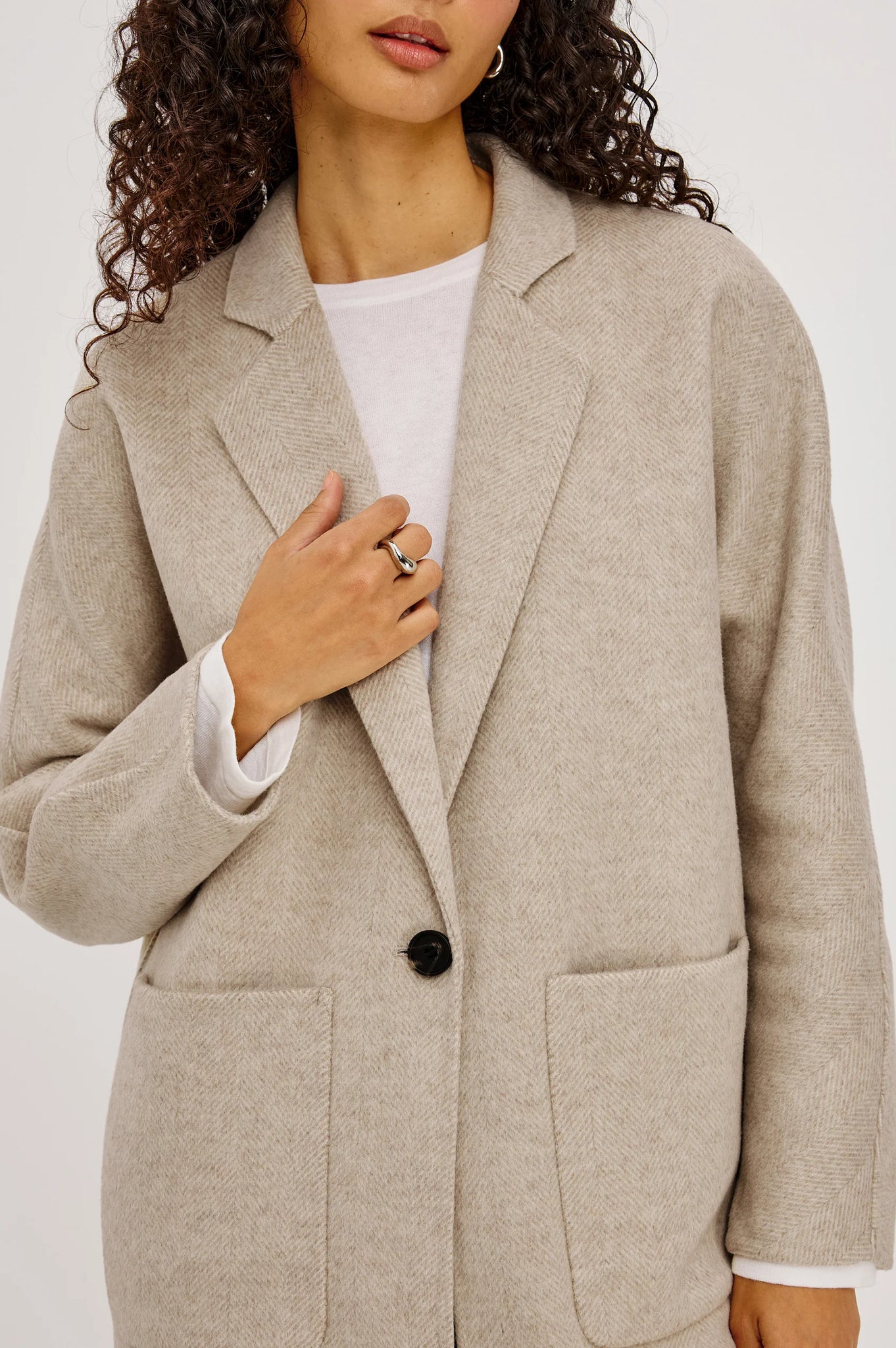 Everest Coat in Oat Herringbone