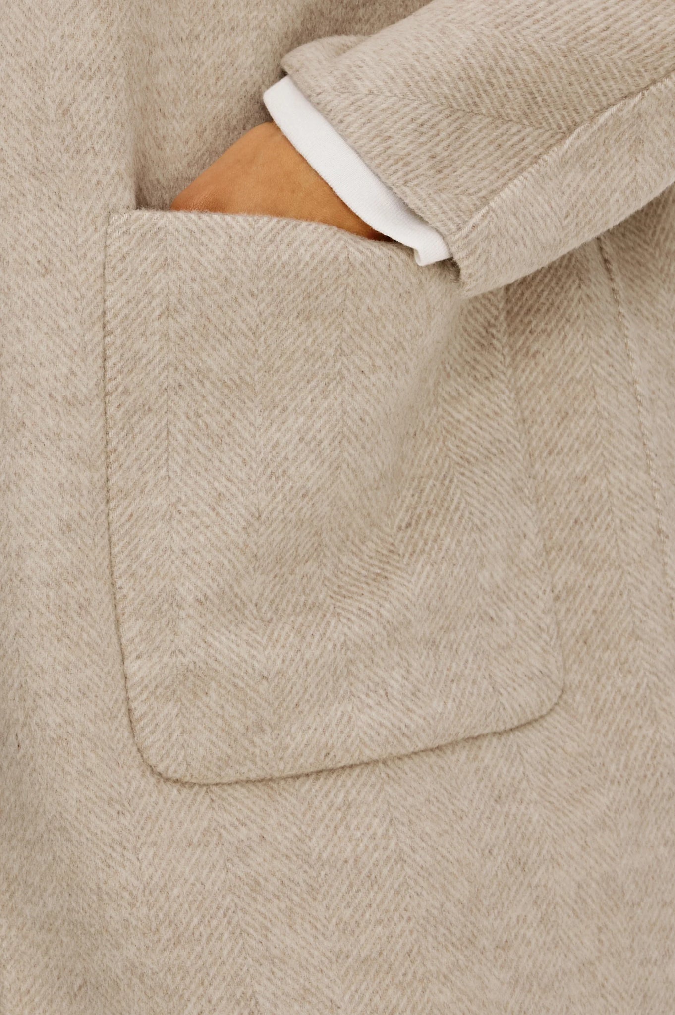 Everest Coat in Oat Herringbone