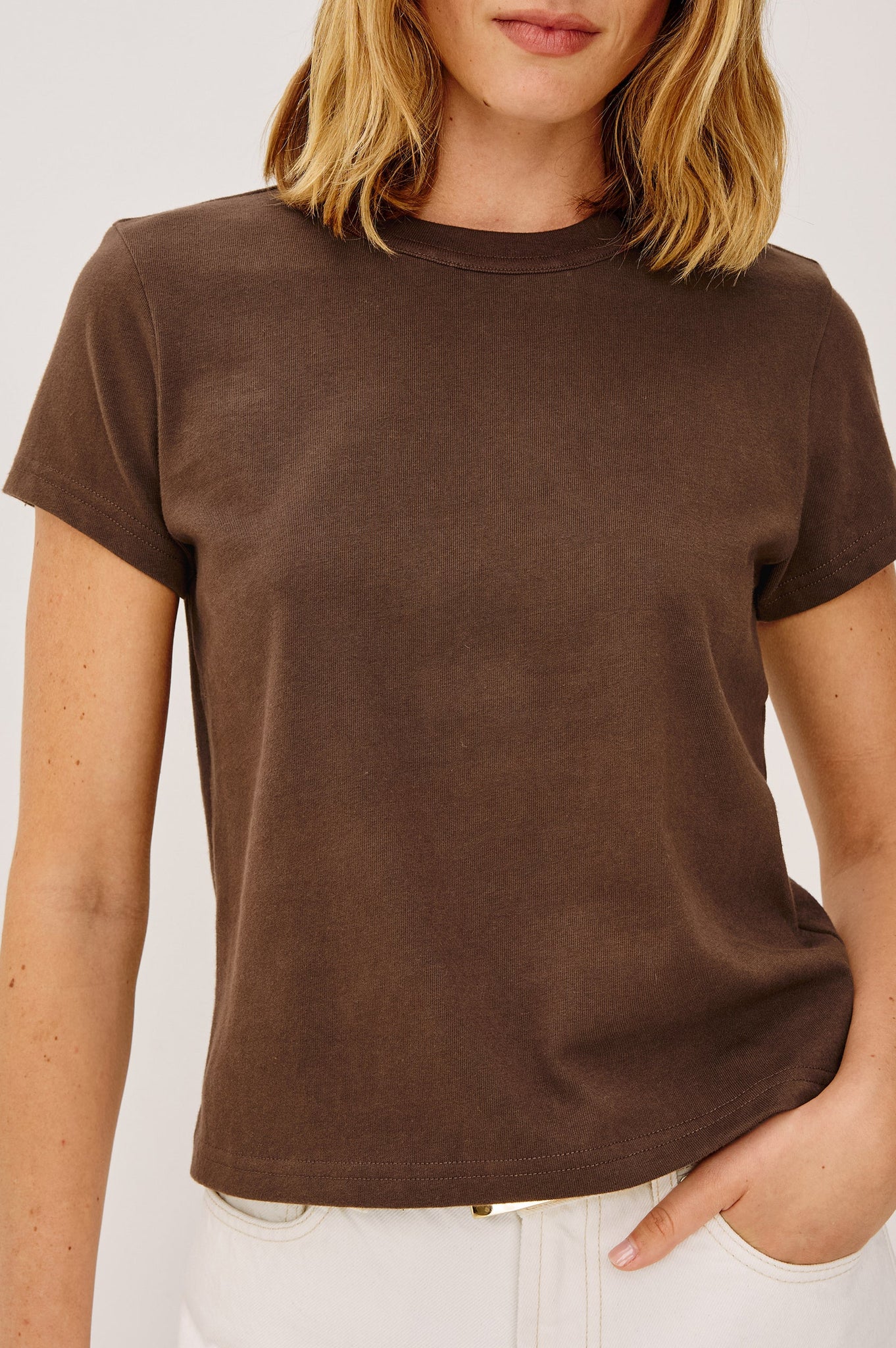 Girlfriend Tee in Espresso