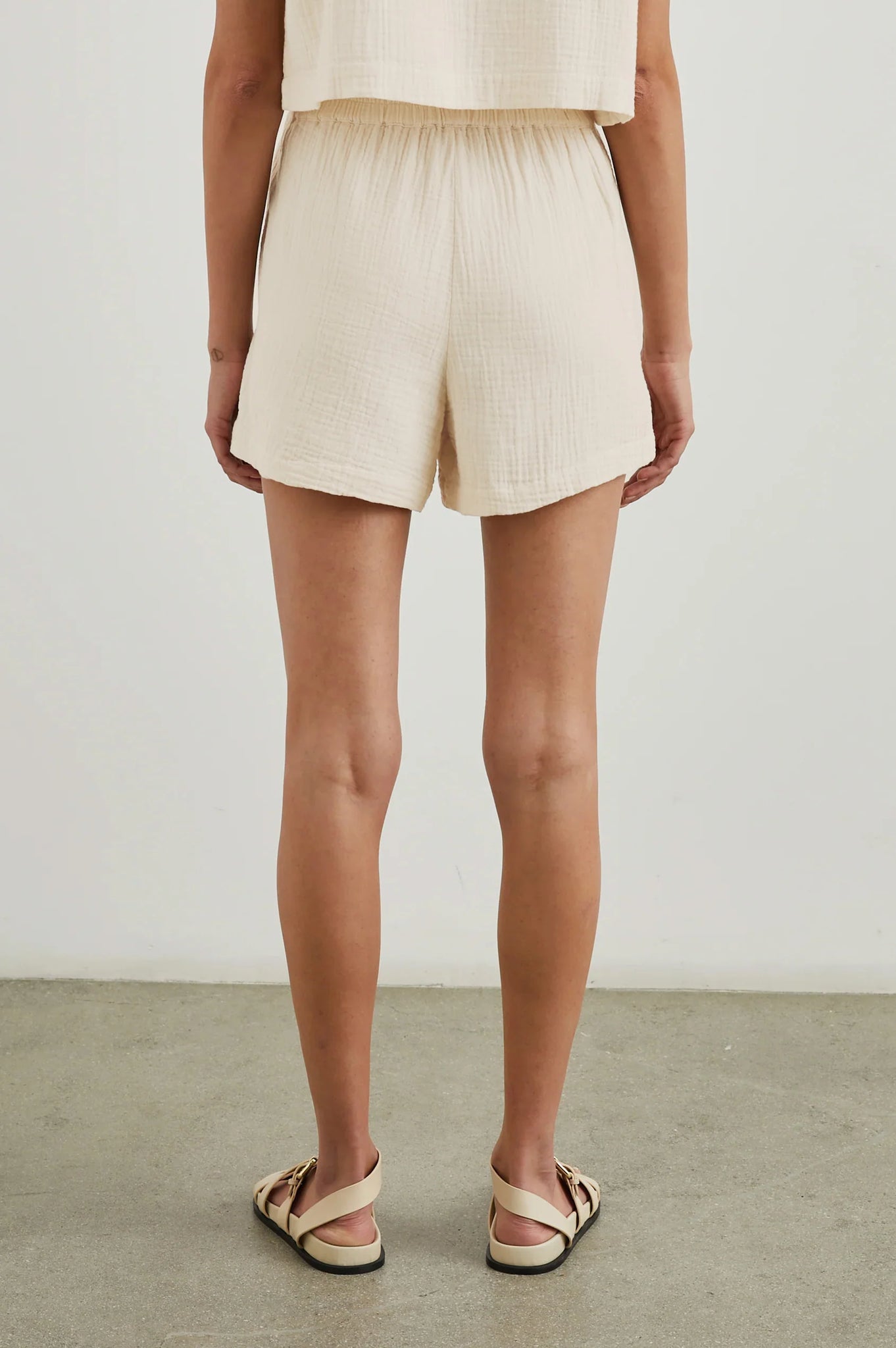 Leighton Shorts in Flax