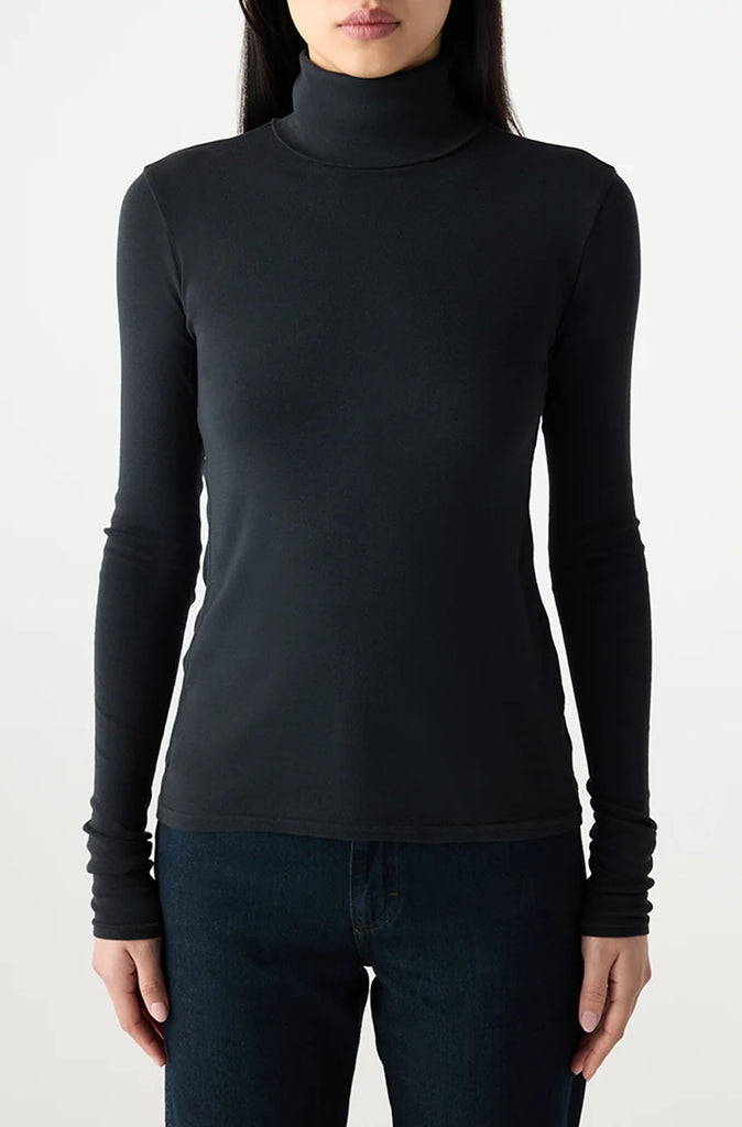 Reese Tee in Black