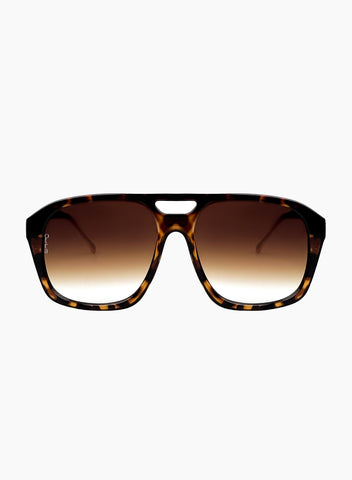 Reina in Tortoiseshell