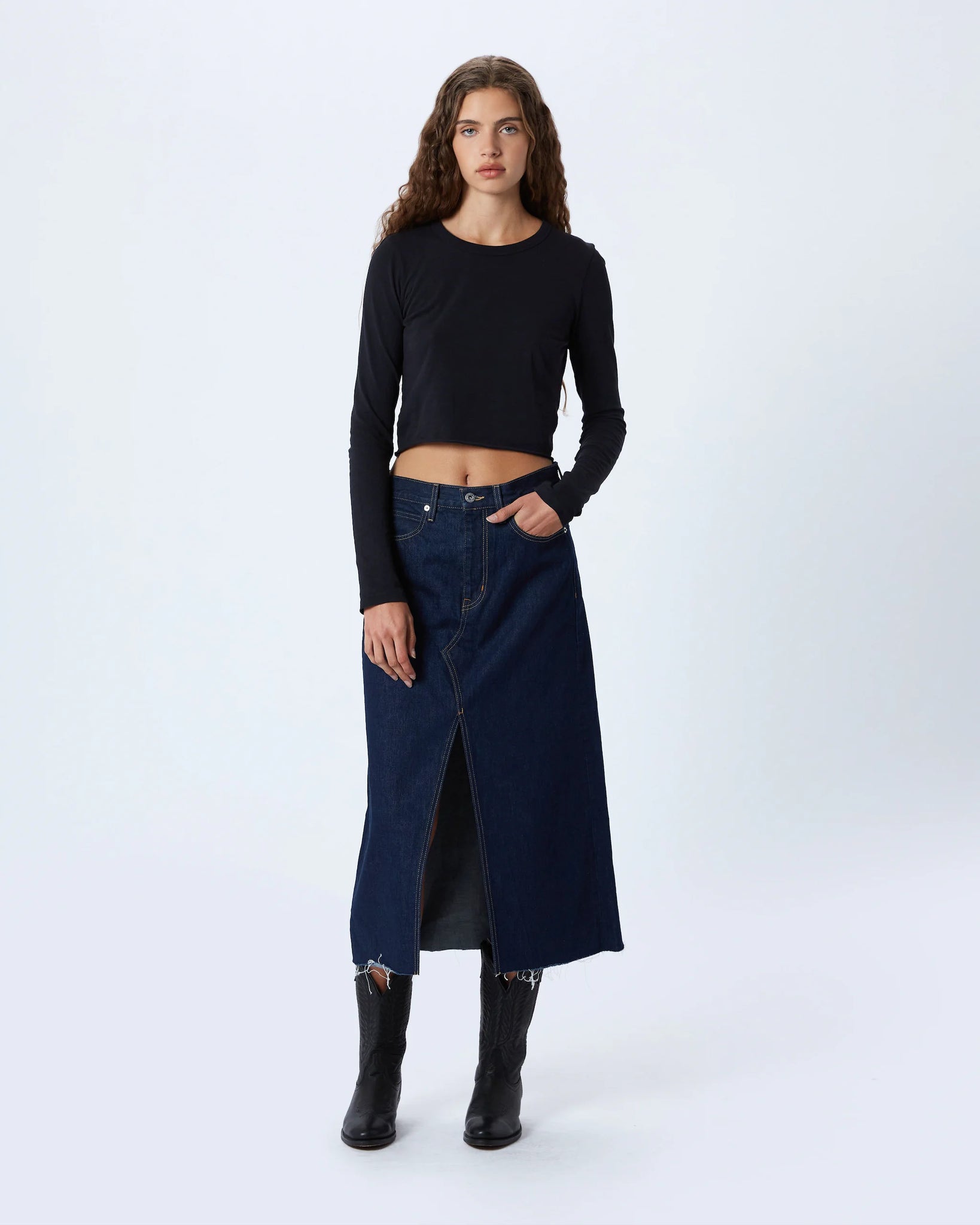 Mid Rise Skirt in Midnight Mile