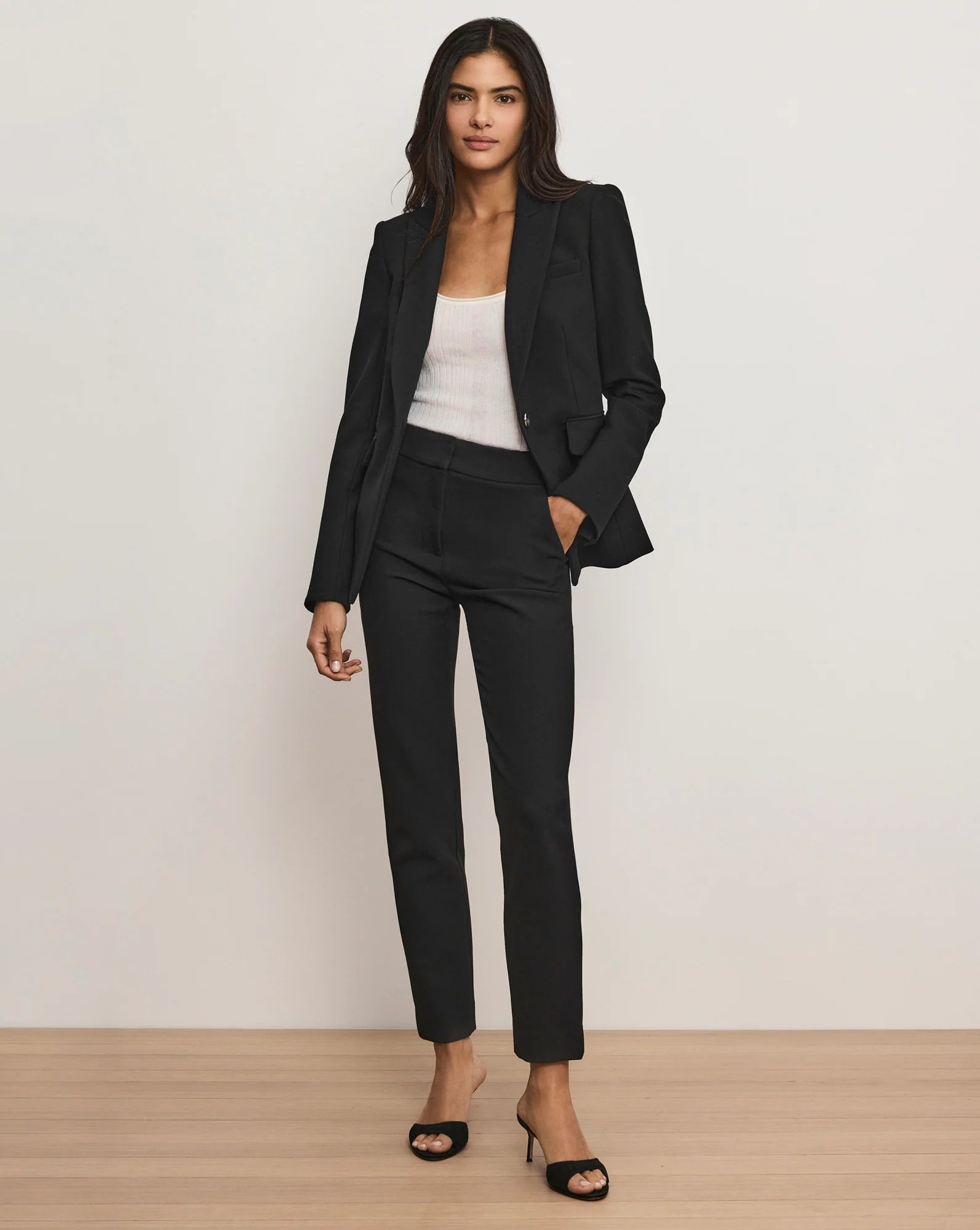 Single Breasted Miller Dickey Jacket in Black