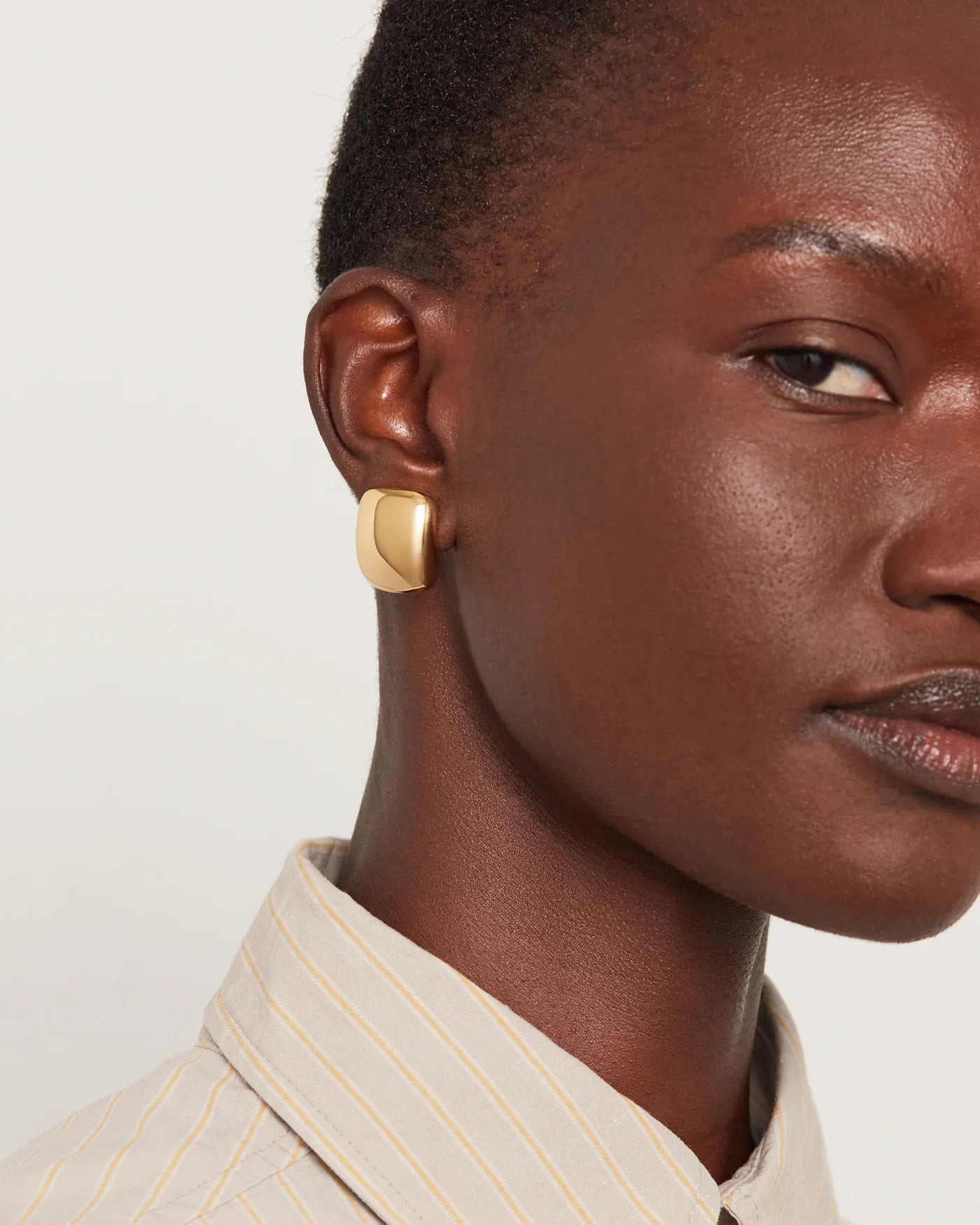 Small Tate Earrings in Gold