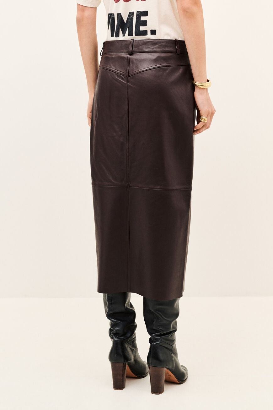 Solene Classic Skirt. Aubergine
