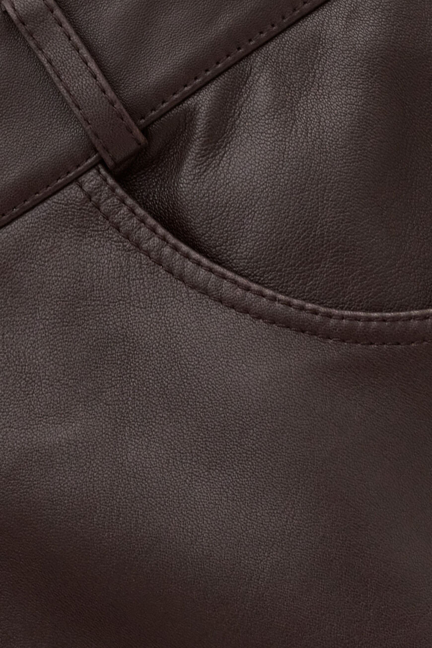 Solene Classic Skirt. Aubergine