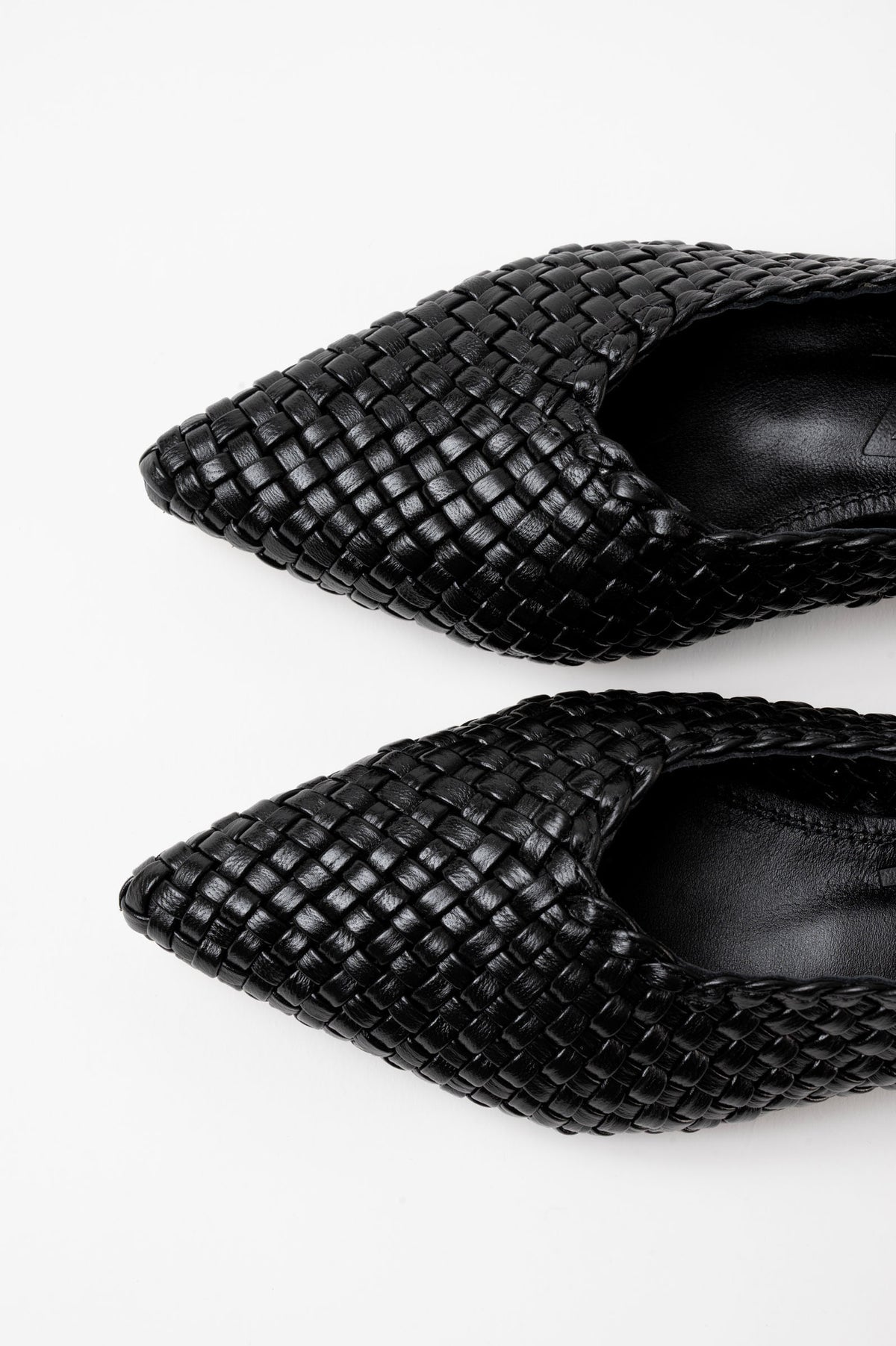 Soledad Black Woven Leather Flat Shoes