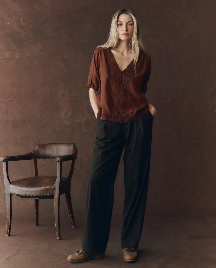 The Short Sleeve Legacy Top. Chocolate
