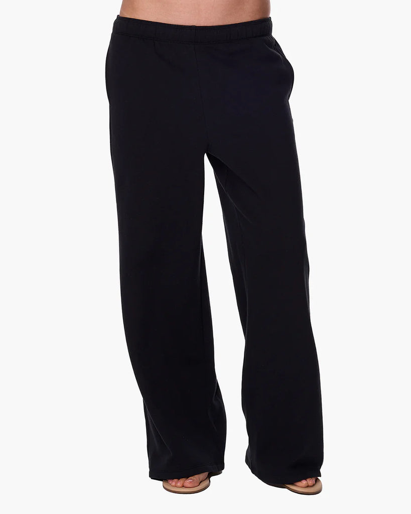 CloudSoft Wide Leg Jogger in Black