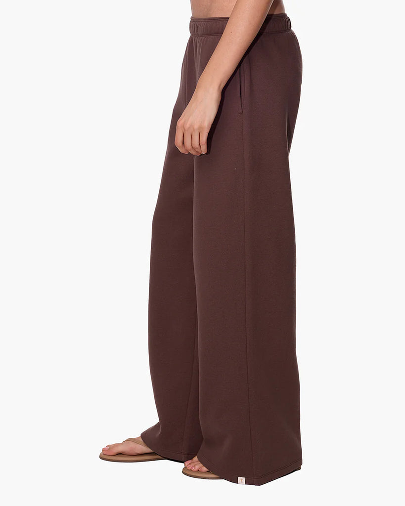 CloudSoft Wide Leg Jogger in Dark Chocolate