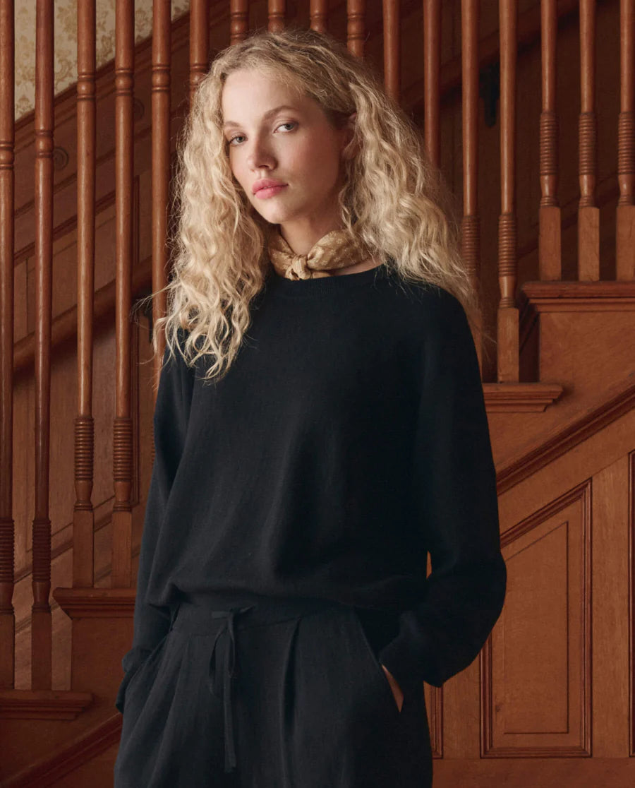 The Oversized Pullover. Black