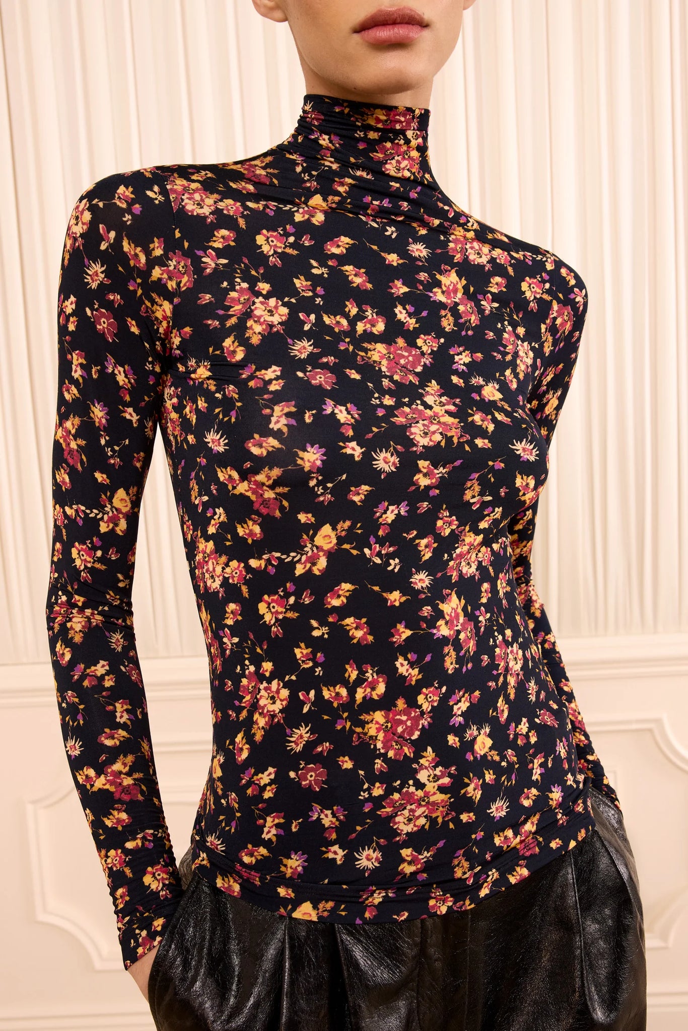 Aurelia Long Sleeve Jersey Top in Noir Floral