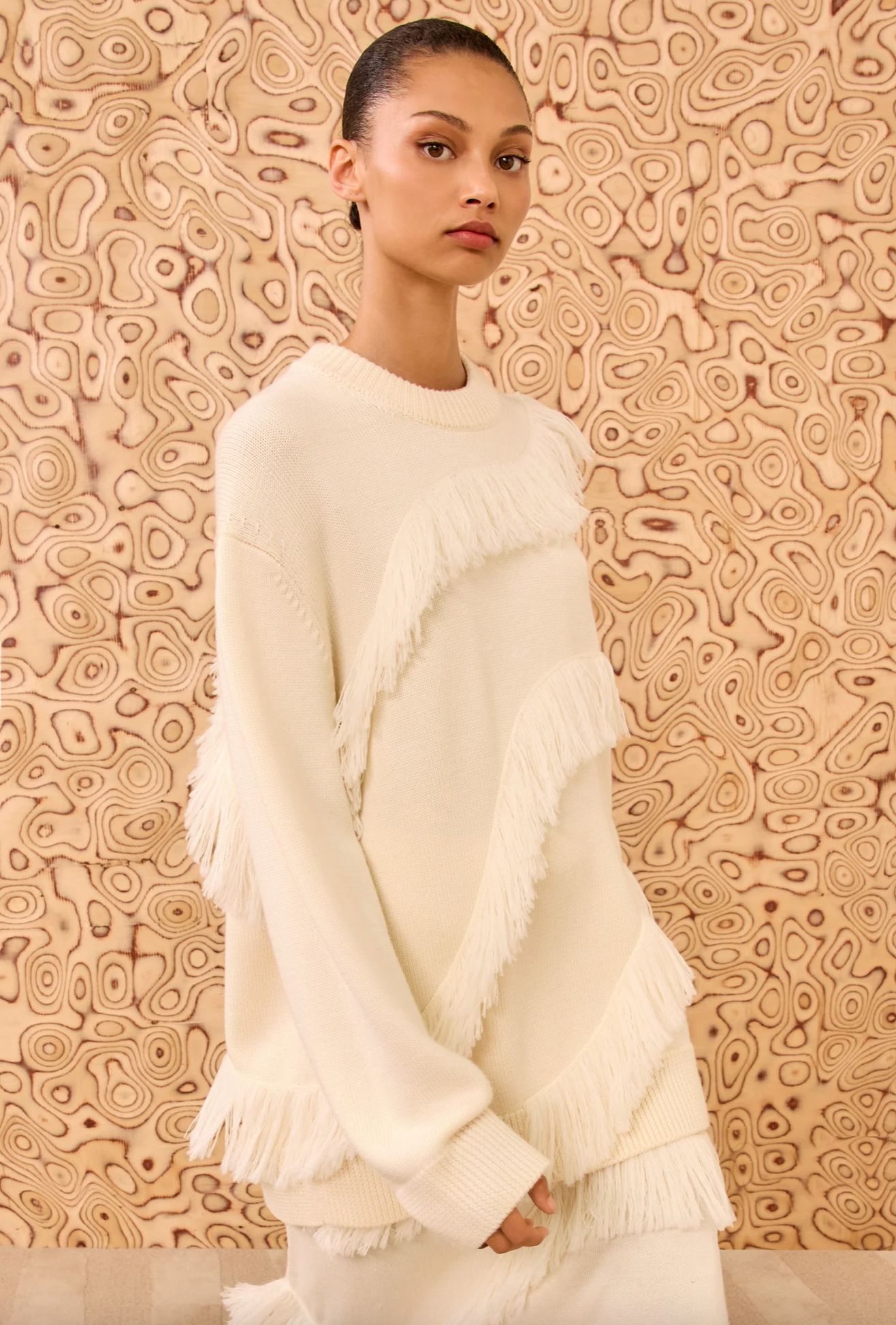 Ina Oversized Fringe Pullover in Cowrie