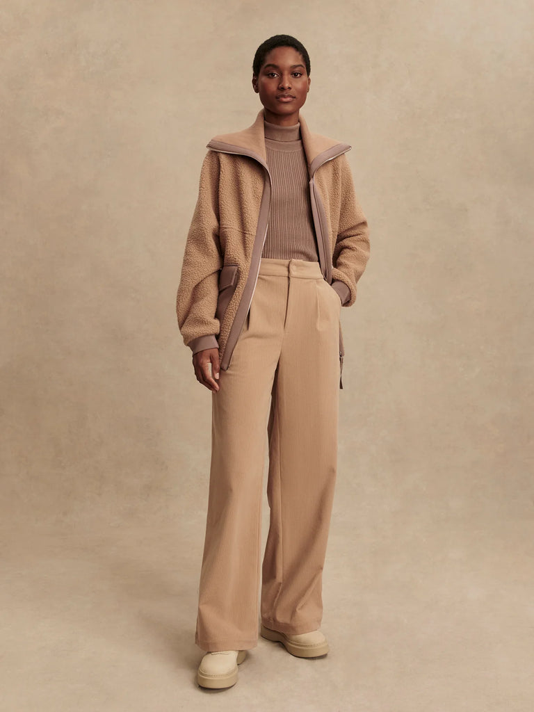 Eleanor Patch Pocket Fleece in Chanterelle