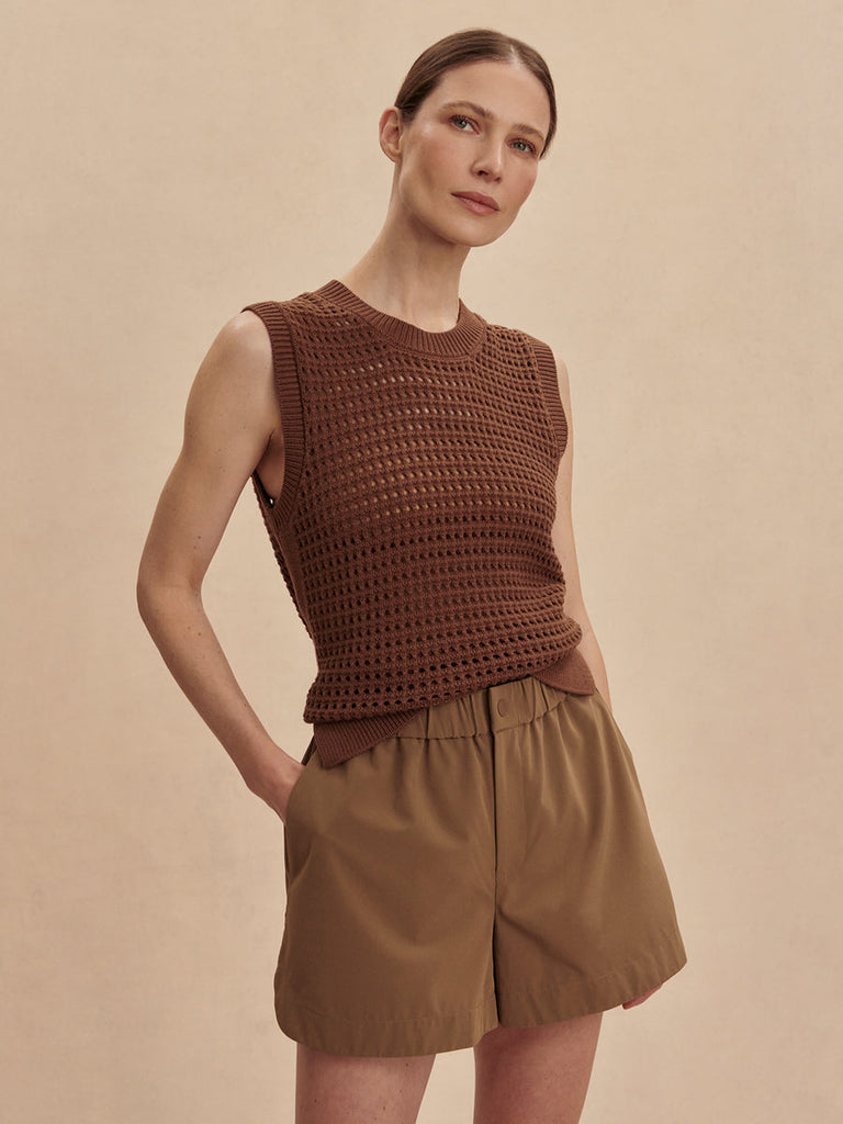 Nila Mid Rise Short 3.5" in Taupe Stone