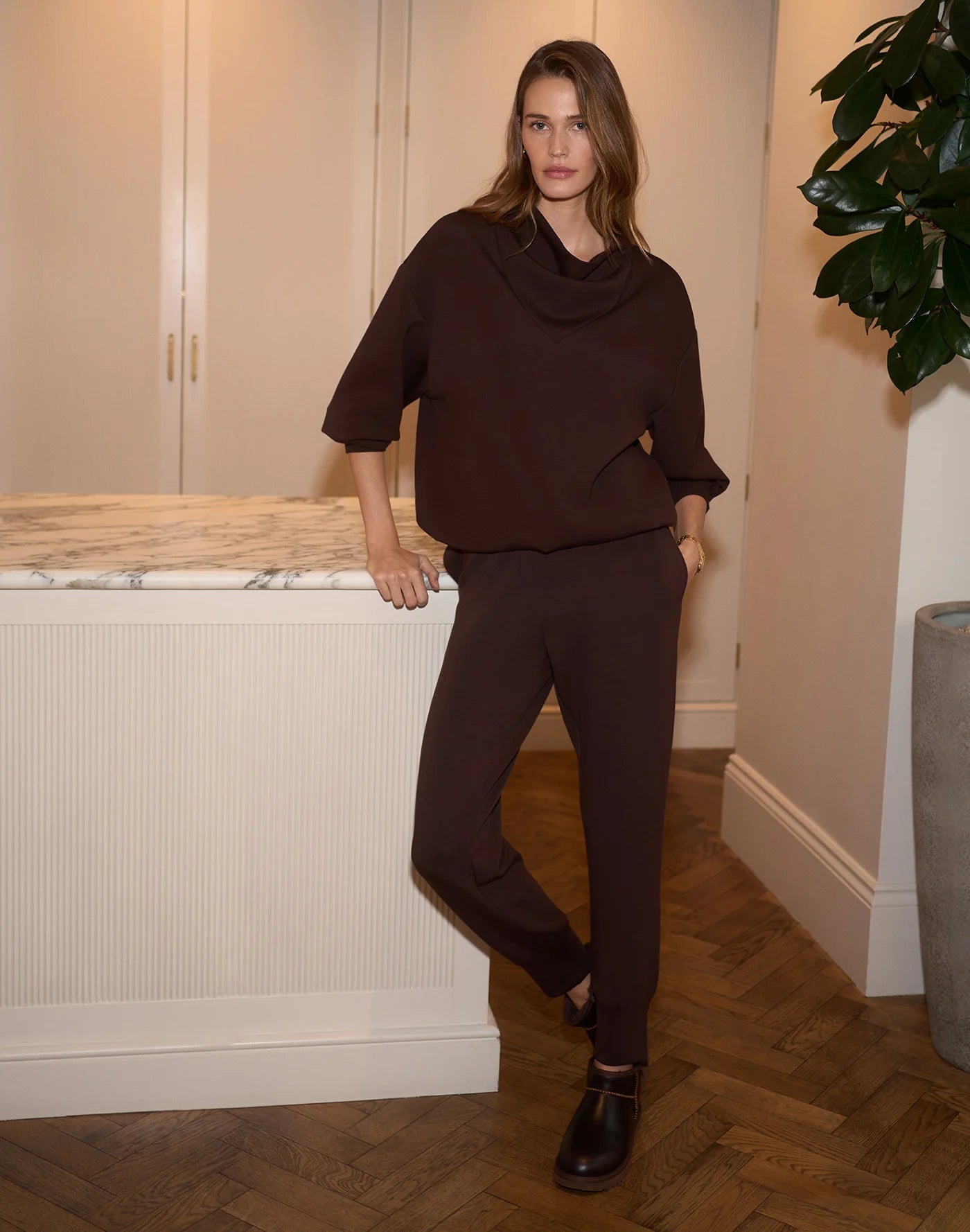 The Slim Pant 27.5" in Coffee Bean