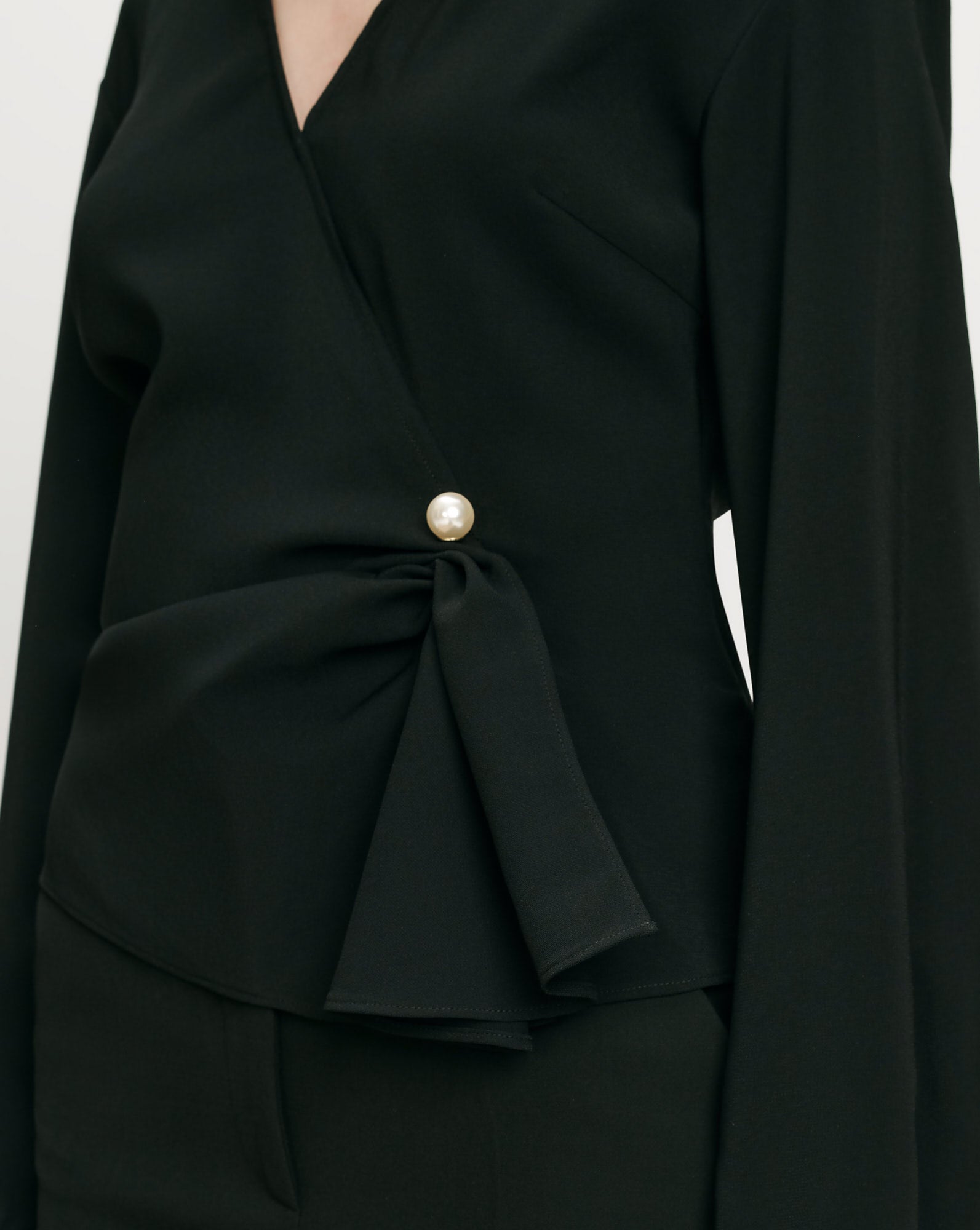 Drew Brooch Blouse in Black
