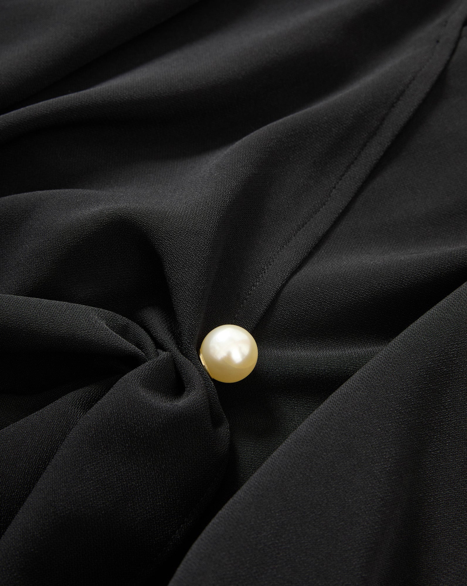 Drew Brooch Blouse in Black