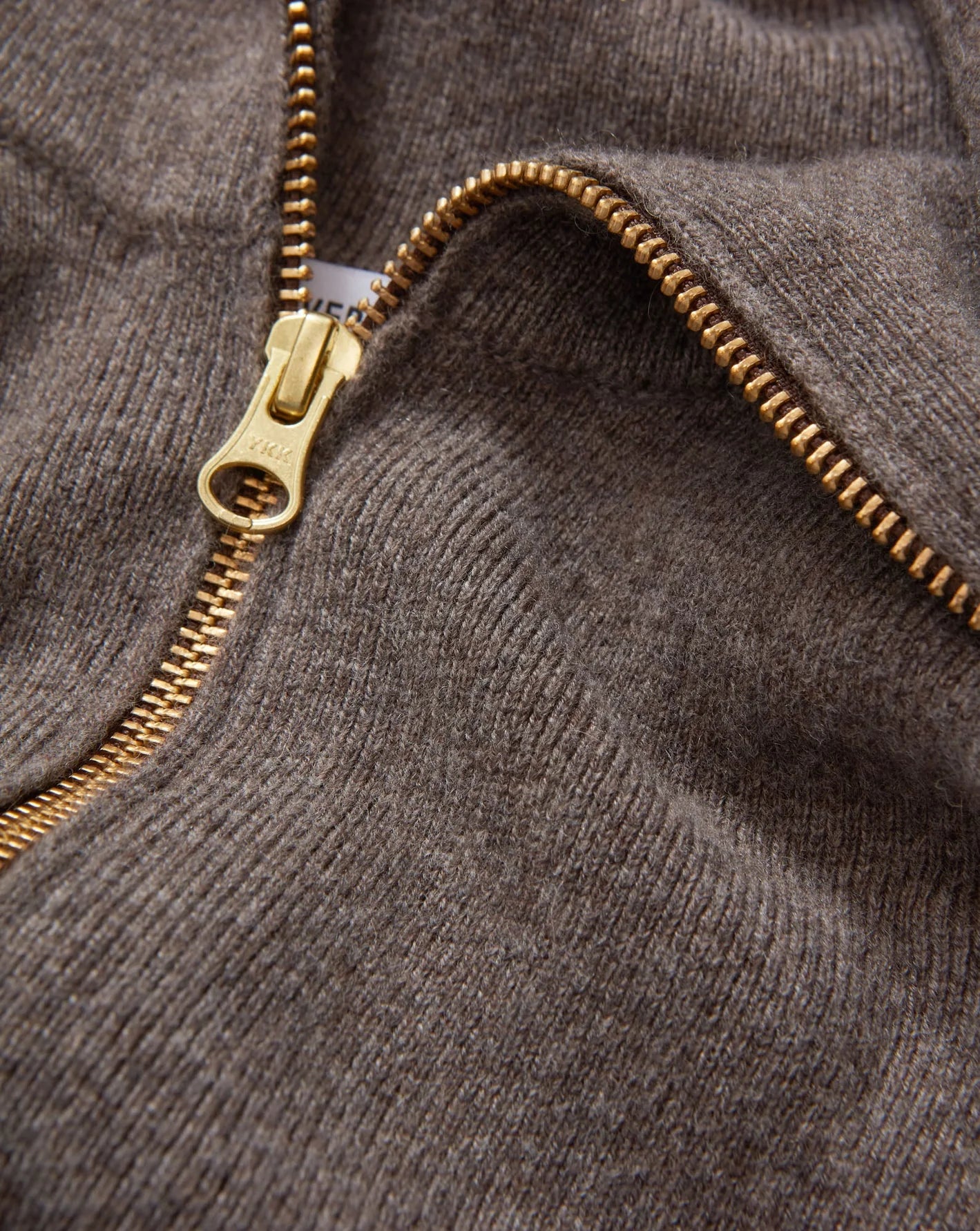 Beach Cashmere Dickey in Heather Dark Umber