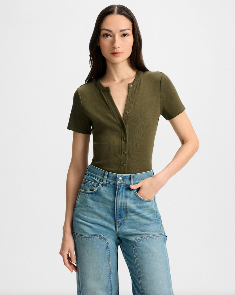 Dilia Top in Cypress