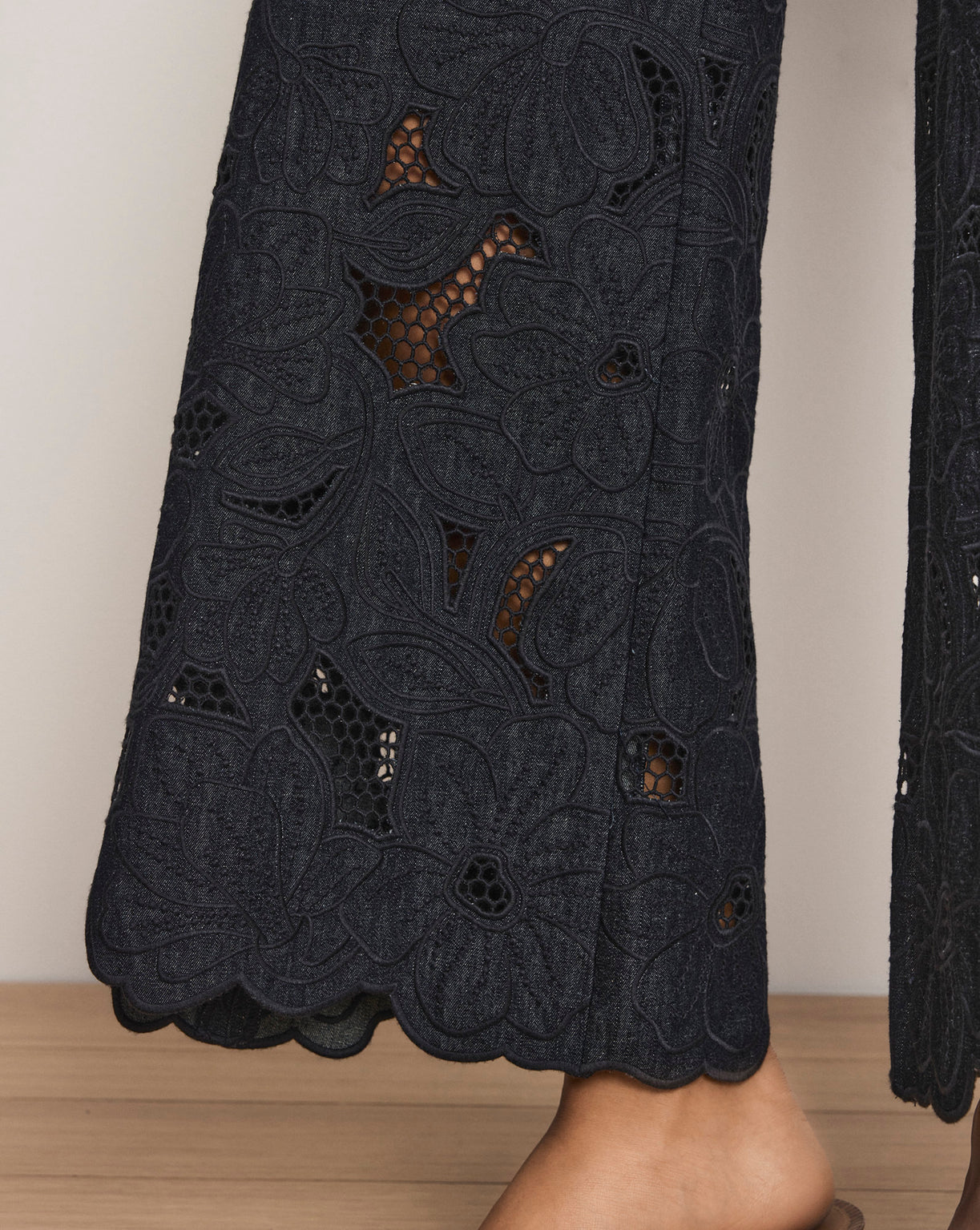 Osborne Wide-Leg Eyelet Pant in Indigo Rinse
