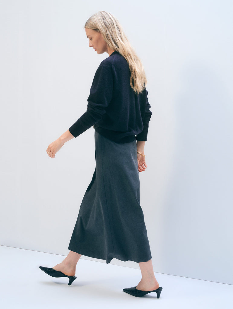 Cashmere Crew in Deep Navy