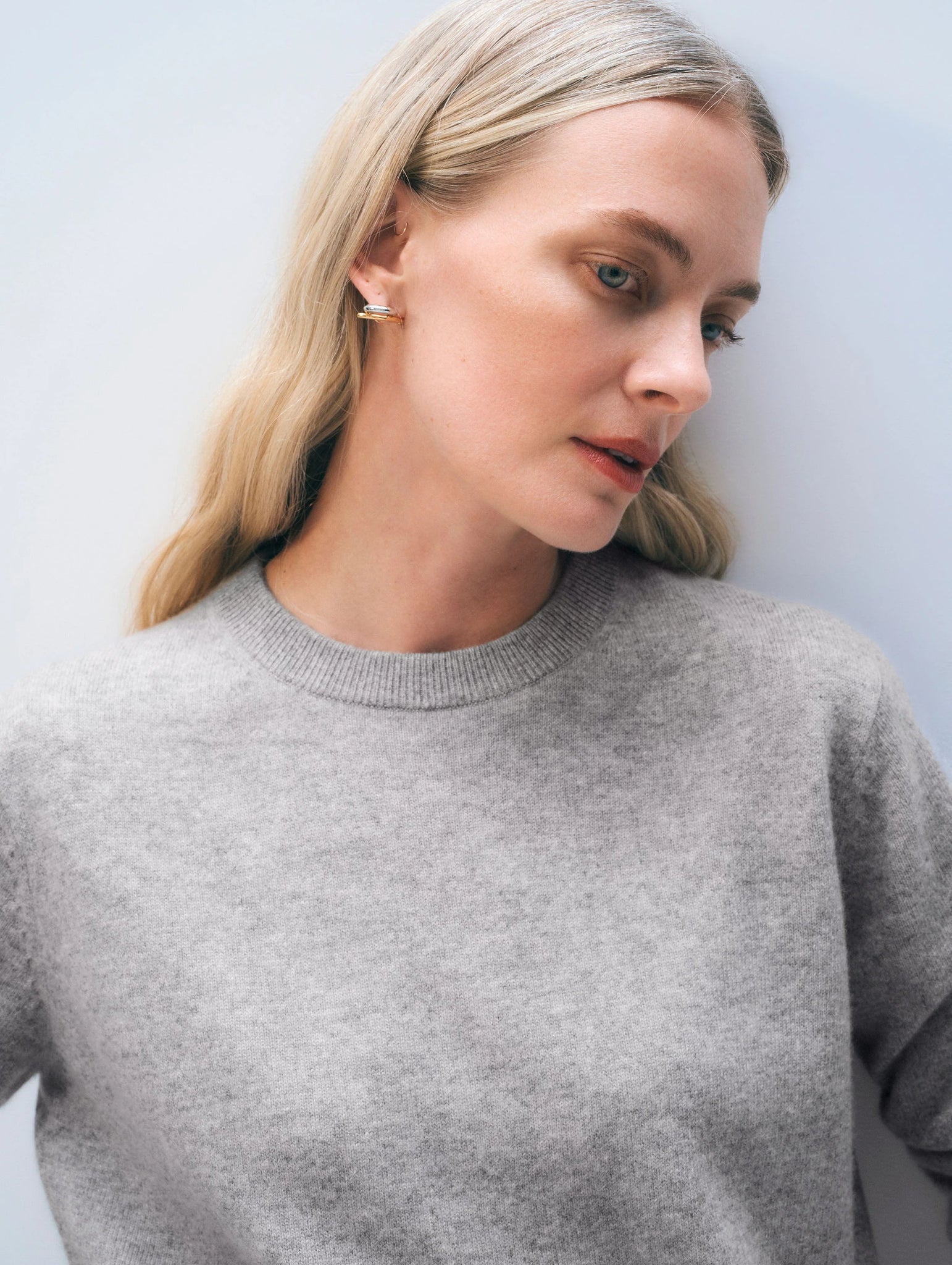 Cashmere Crew in Grey Heather
