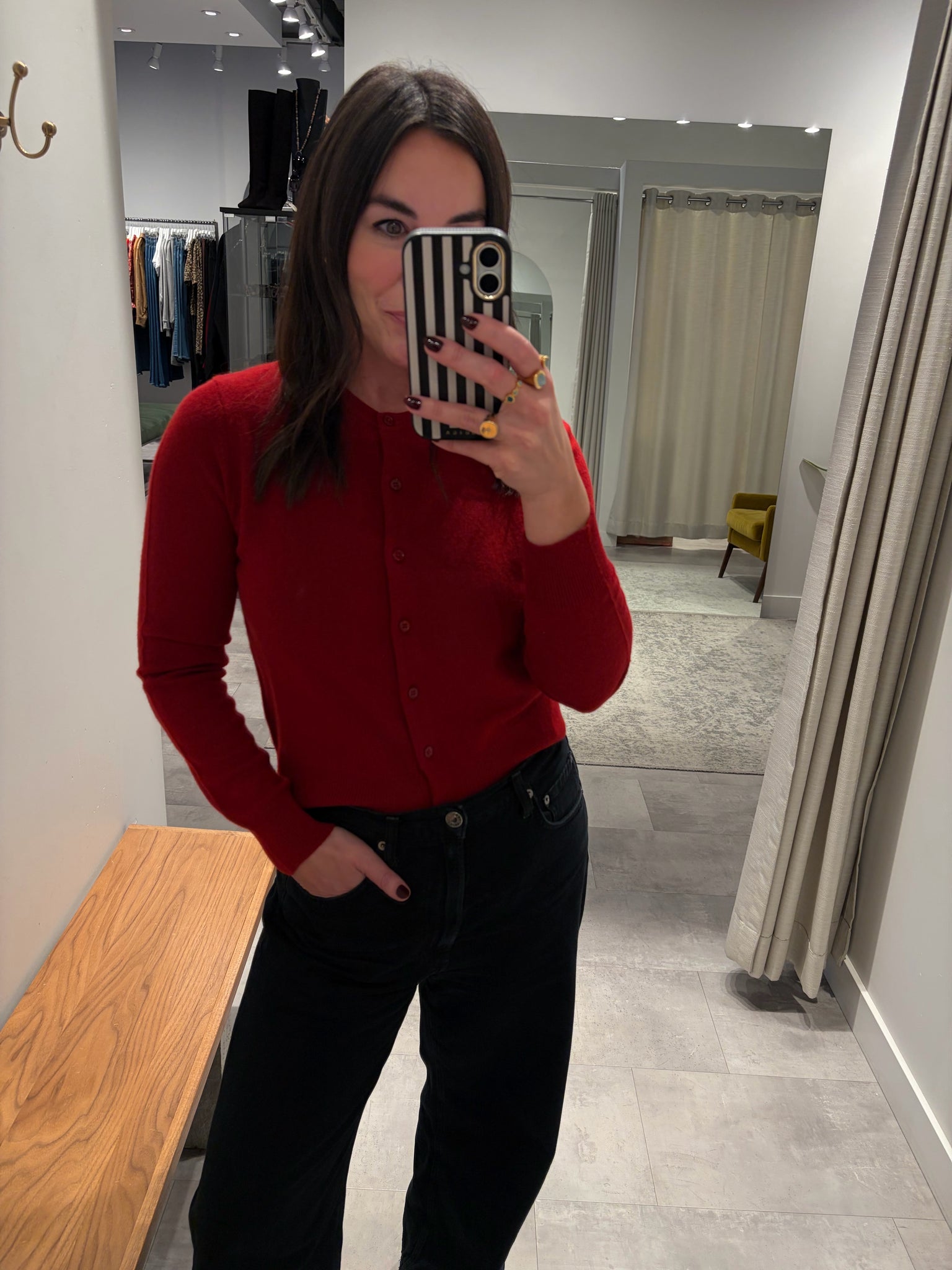 Cashmere Crewneck Cardigan in Garnet Red