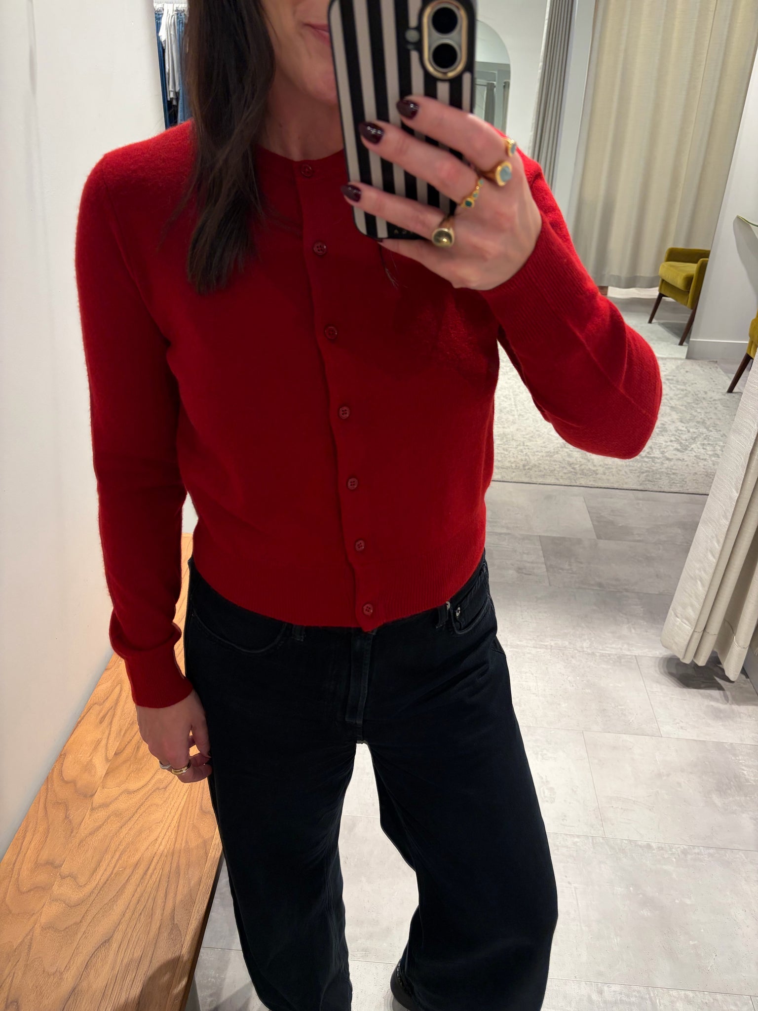 Cashmere Crewneck Cardigan in Garnet Red