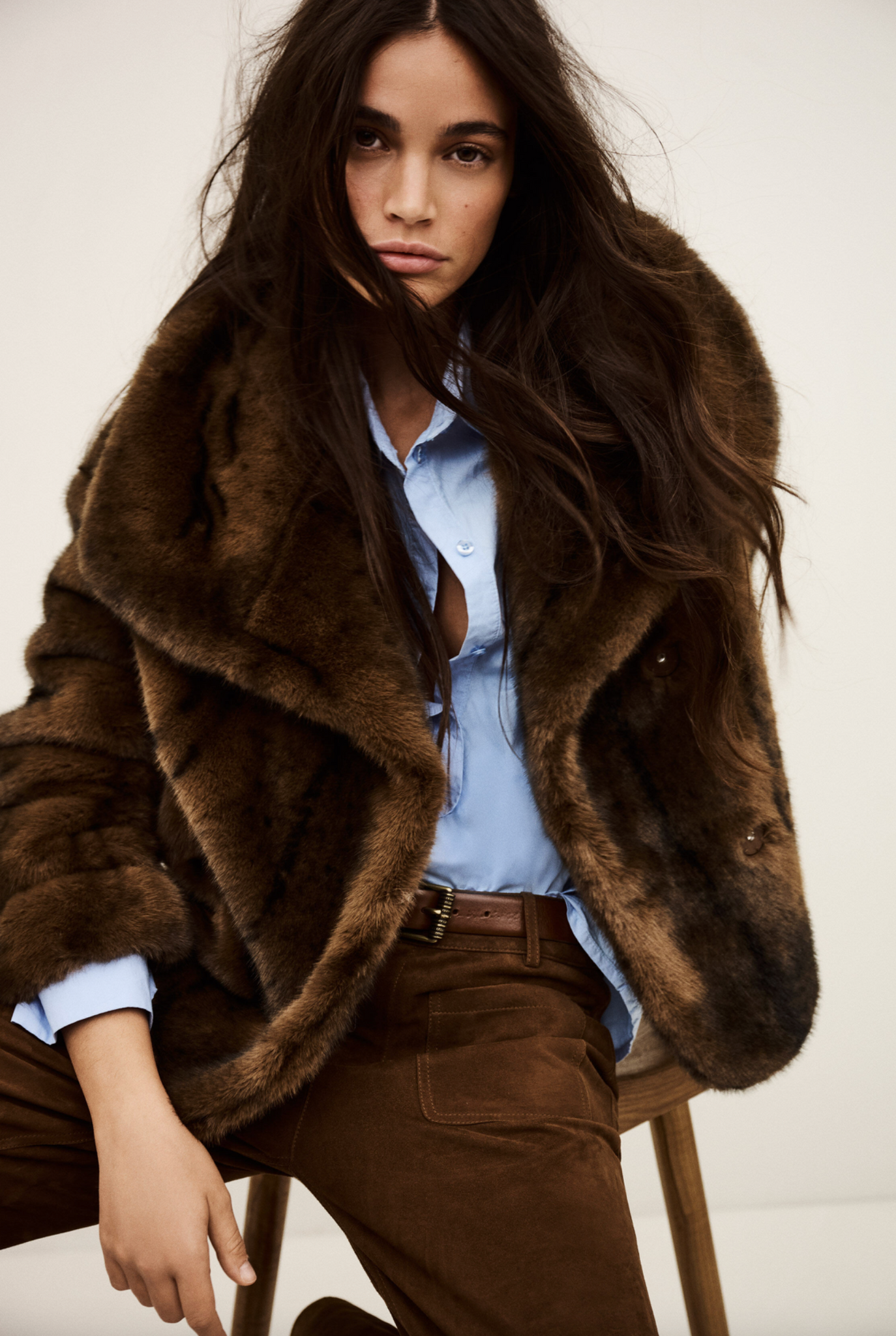 Foxy Faux Fur Coat. Marron