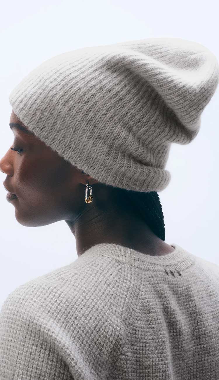 Cashmere Plush Rib Beanie in Coffee Bean
