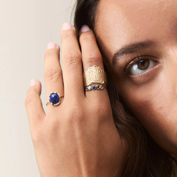 celestial blue five-stone mood ring in 10k solid gold