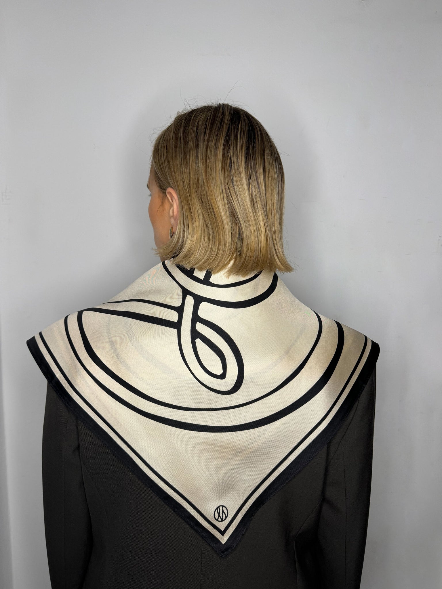 MONOGRAM SCARF | SAND | 80 CM