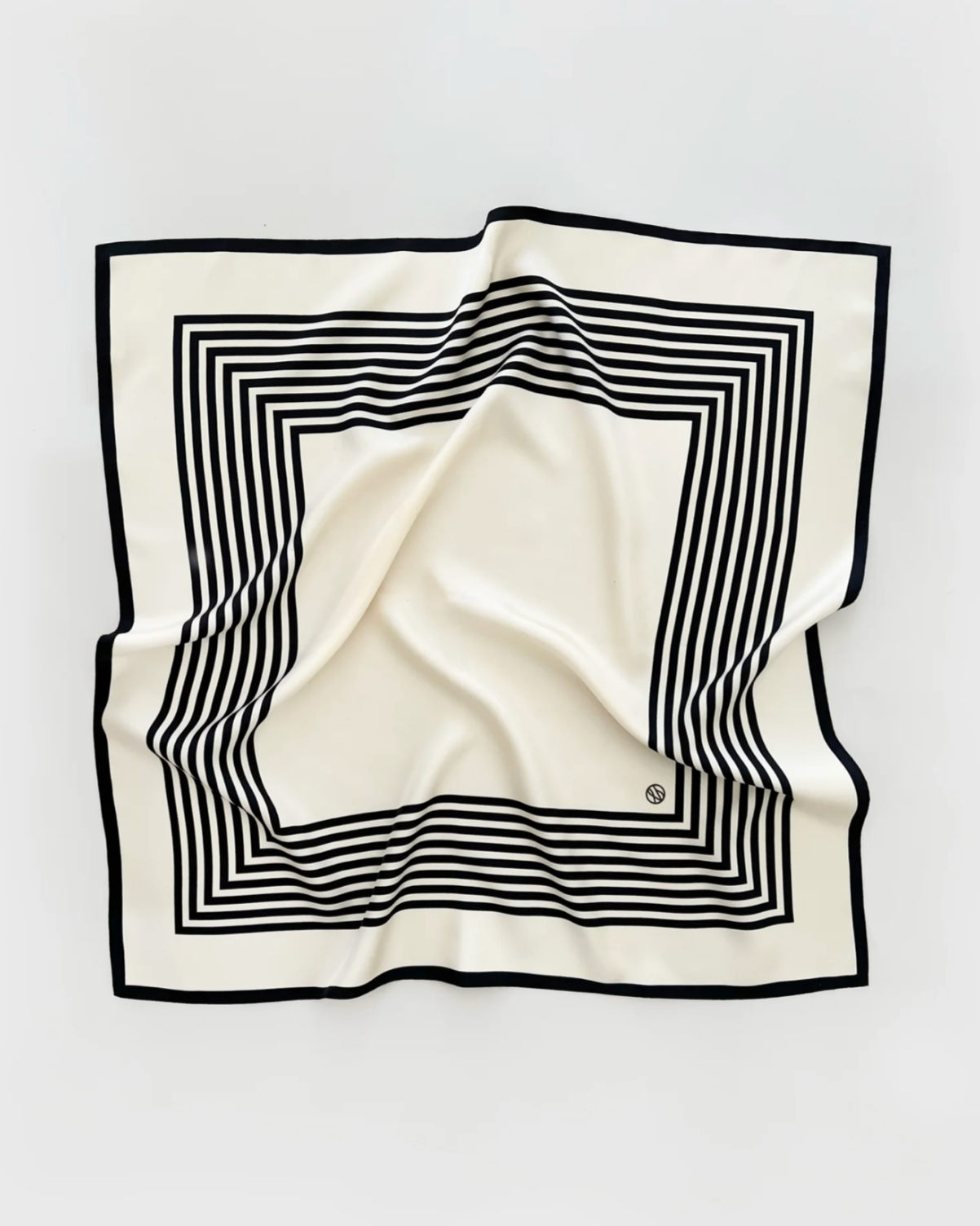 NO.1 | CREAM | 65 CM