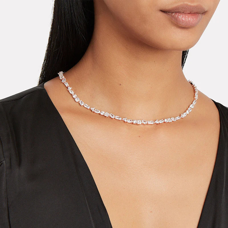 Julie Necklace in Silver