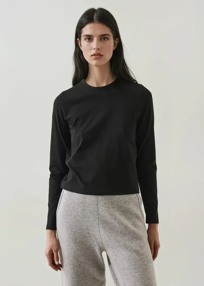 Iconic Pima Cotton Stretch Long Sleeve Baby Tee in Black
