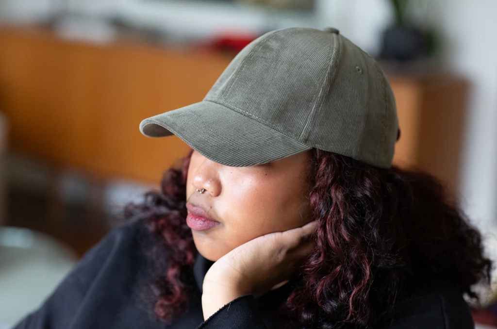 Classic Cap Corduroy in Olive