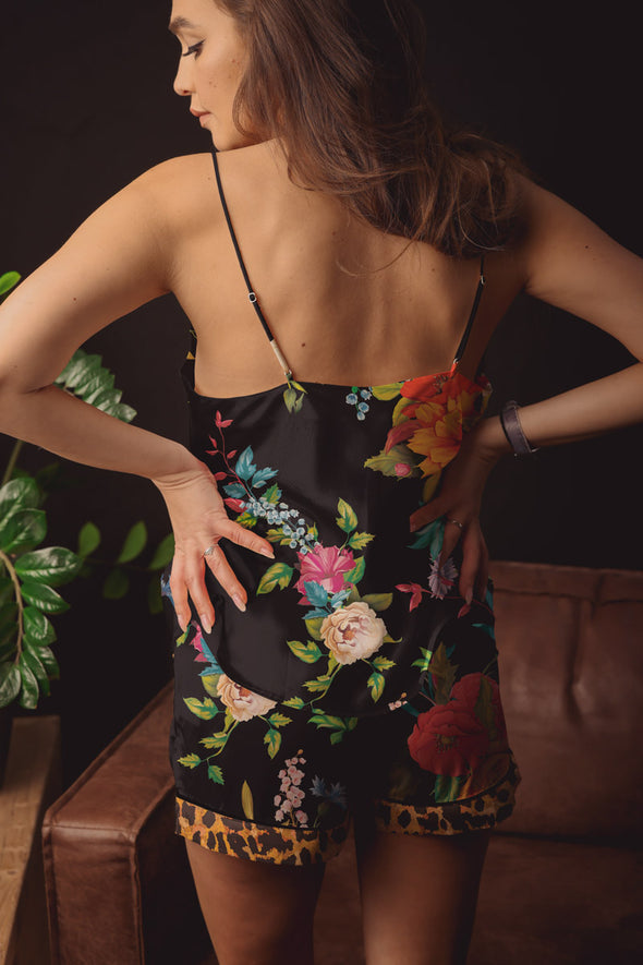 Sara sales clothing online