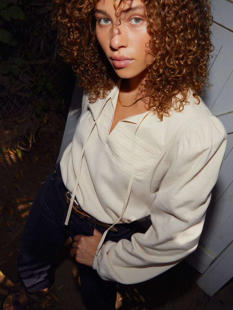 Bonnie Sweatshirt in White Chocolate